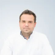 Arkadiusz Soski - lekarz ortopeda w Salve