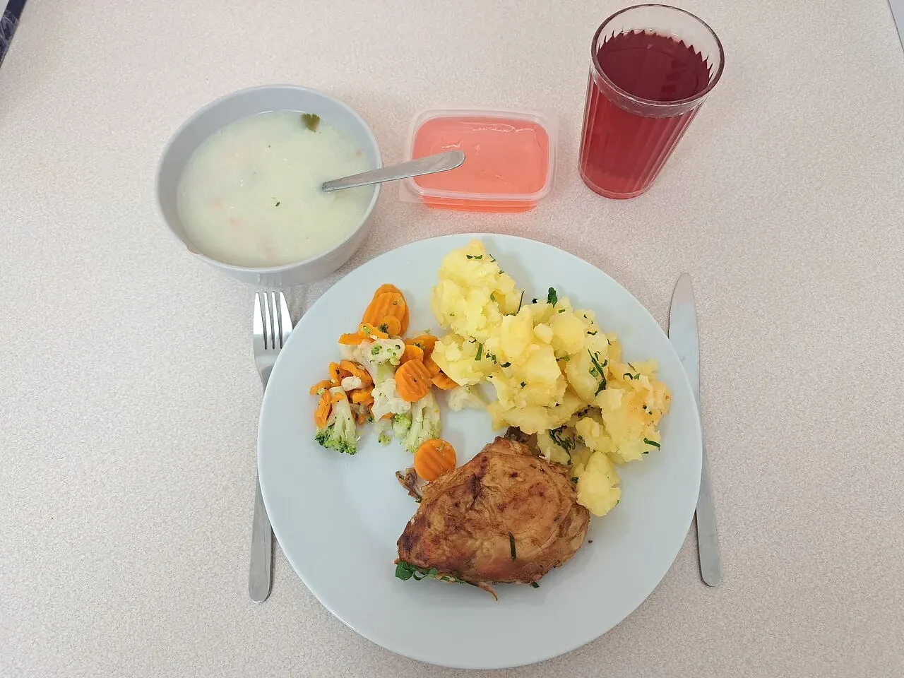 12-listopada-obiad-ogolny-salve.webp [125.98 KB]