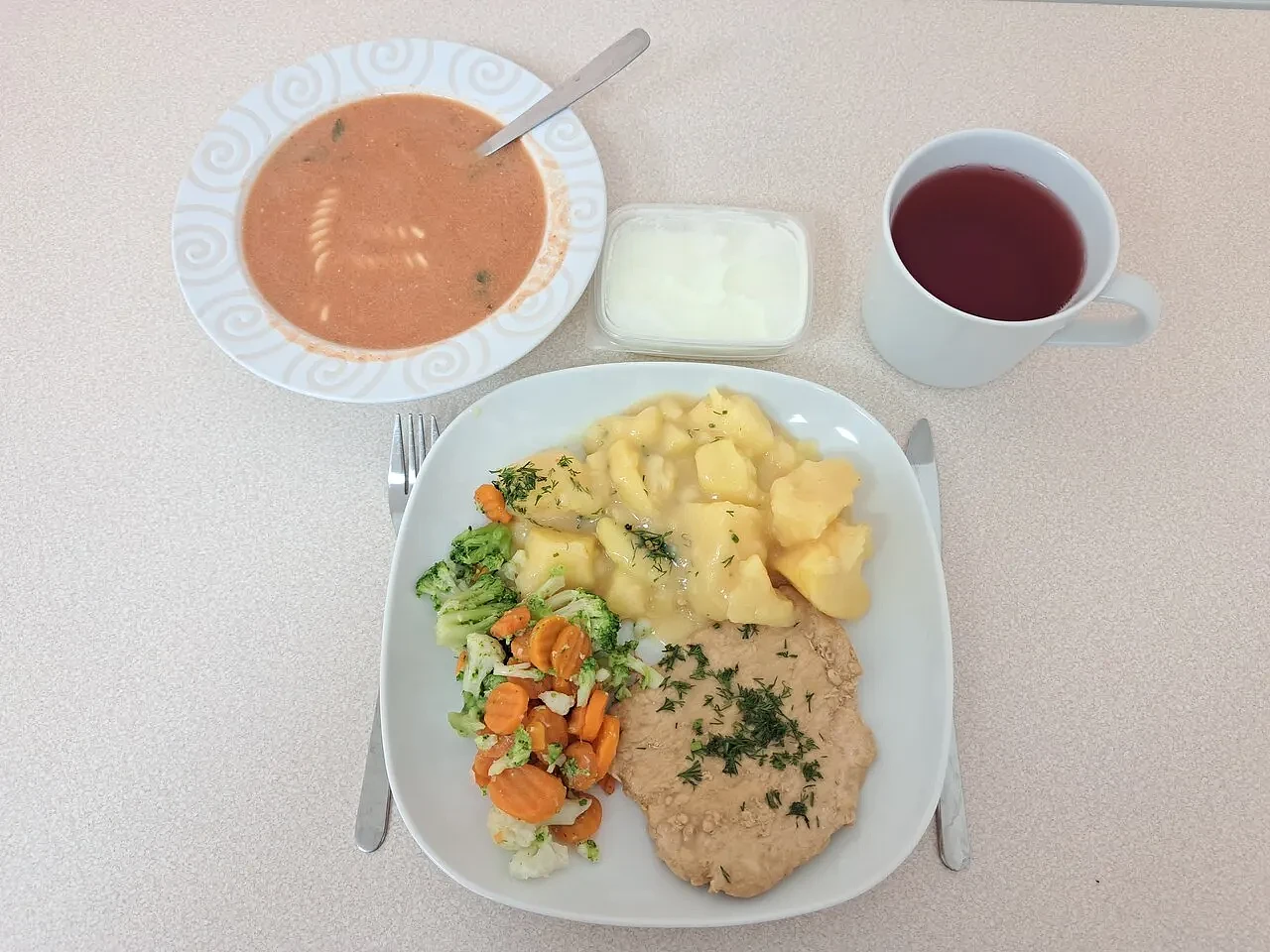 25-listopada-obiad-salve_Easy.webp [136.06 KB]