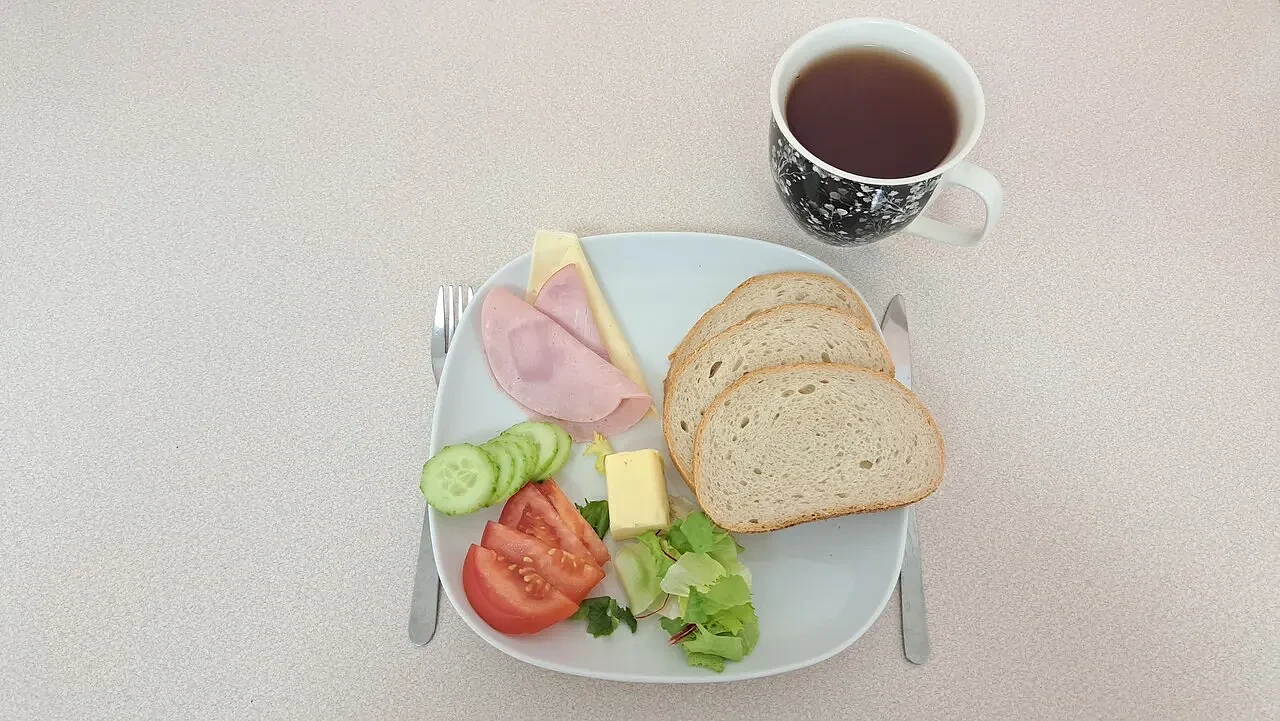 6-listopada-sniadanie-salve-lodz.webp [124.10 KB]