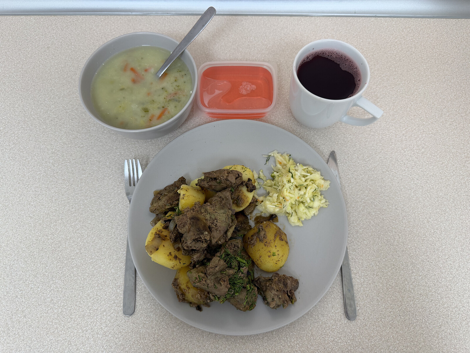 21-stycznia-obiad-salve-medica.jpeg [3.53 MB]