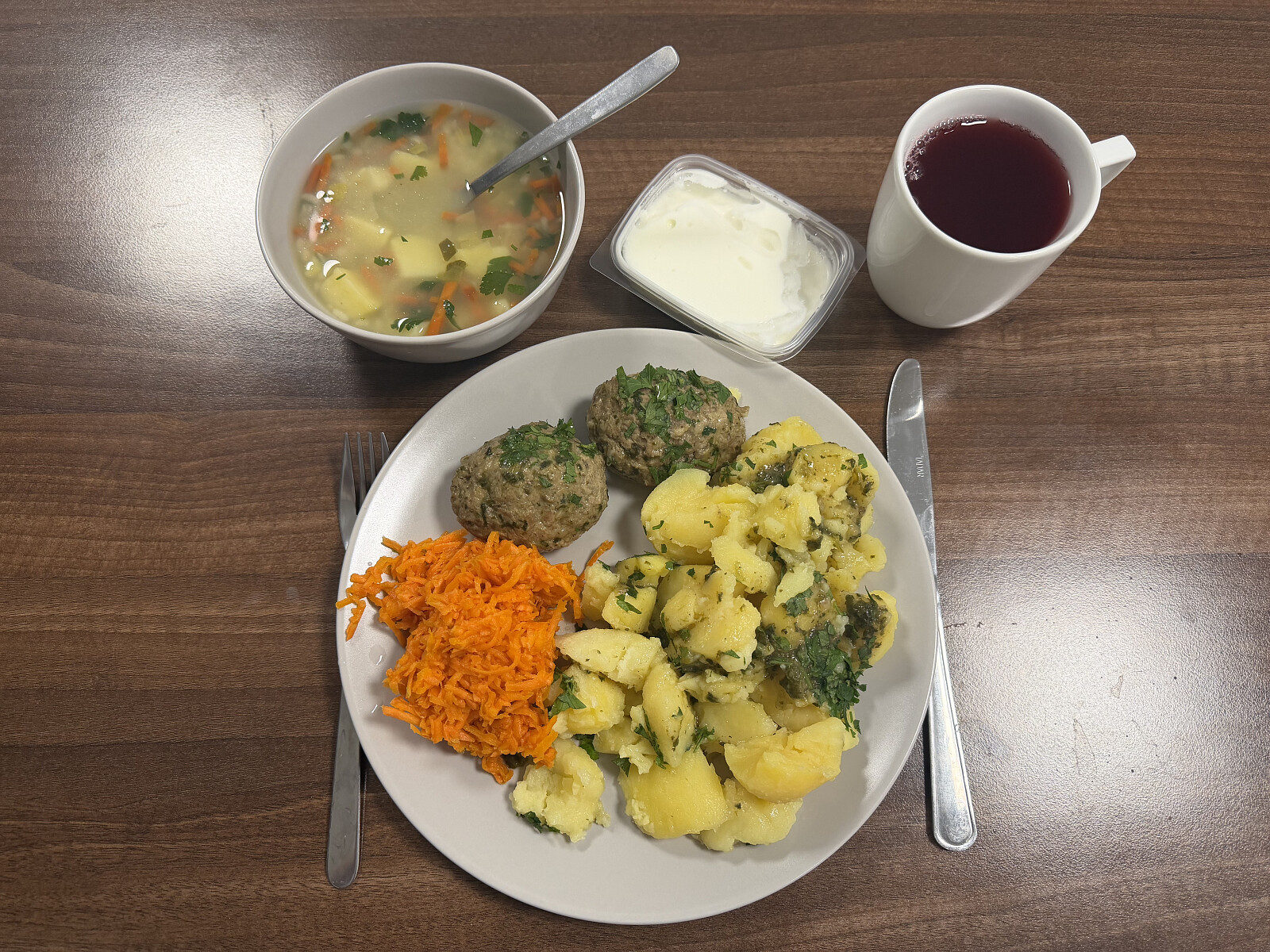 26-stycznia-obiad-salve-medica.jpeg [5.11 MB]