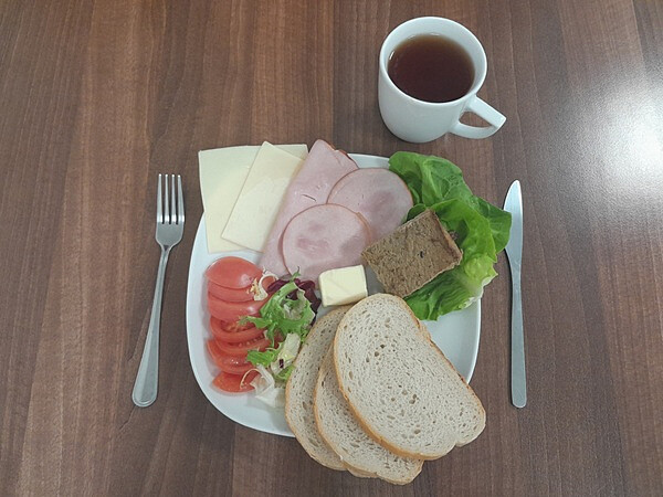 19-luty-śniadanie-salve-medica.jpg [84.96 KB]