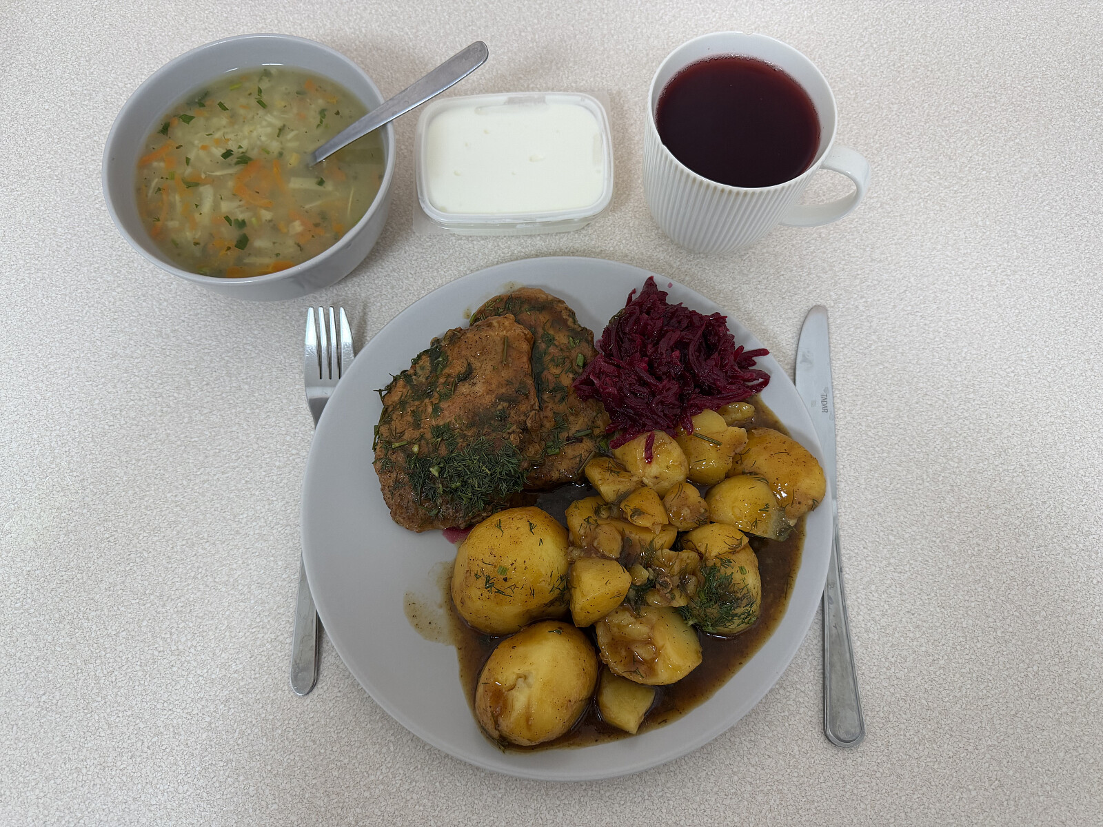 02-luty-obiad-salve-medica.jpeg [3.86 MB]