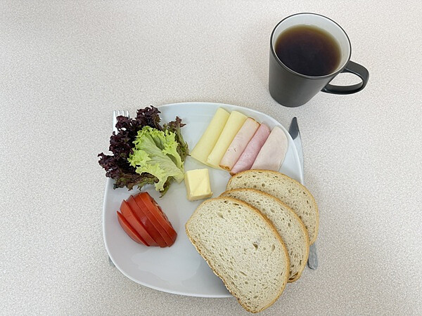 26-luty-śniadanie-salve-medica.jpg [96.97 KB]