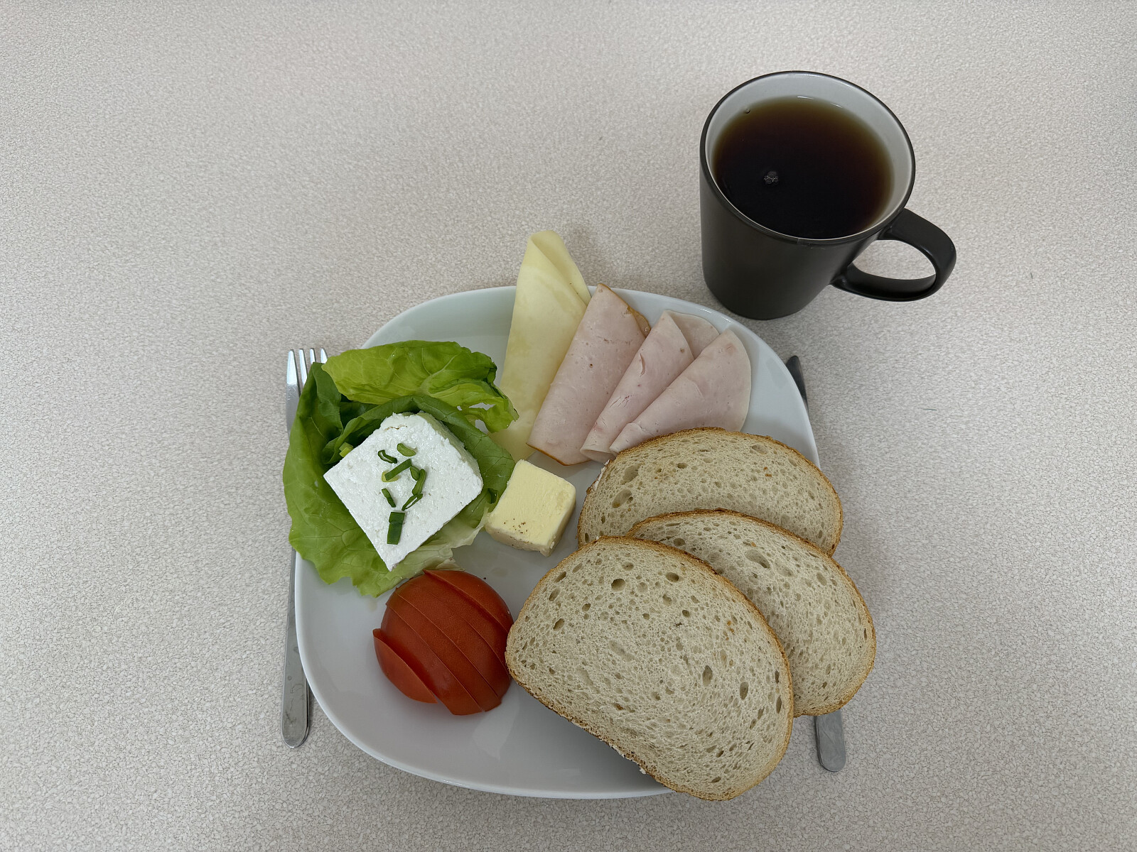 03-luty-śniadanie-salve-medica.jpeg [3.92 MB]