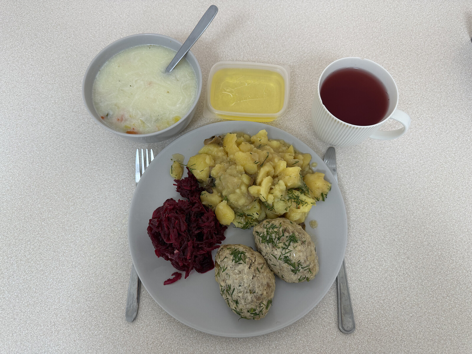 05-luty-obiad-salve-medica.jpeg [3.67 MB]