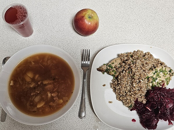 20-kwietnia-obiad-salve-medica.jpg [122.58 KB]